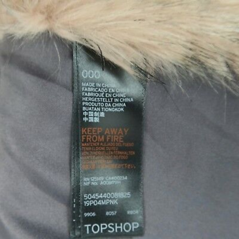 Topshop Zeus Faux Fur Swearling patchwork scarf - Picture 3 of 8